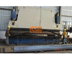 600T大型（xíng）折彎機